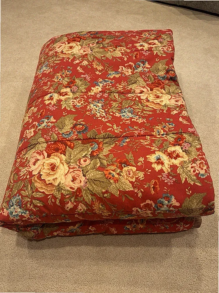 Ralph Lauren Chaps SUMMERTON Red Floral Houndstooth King Comforter Reversible